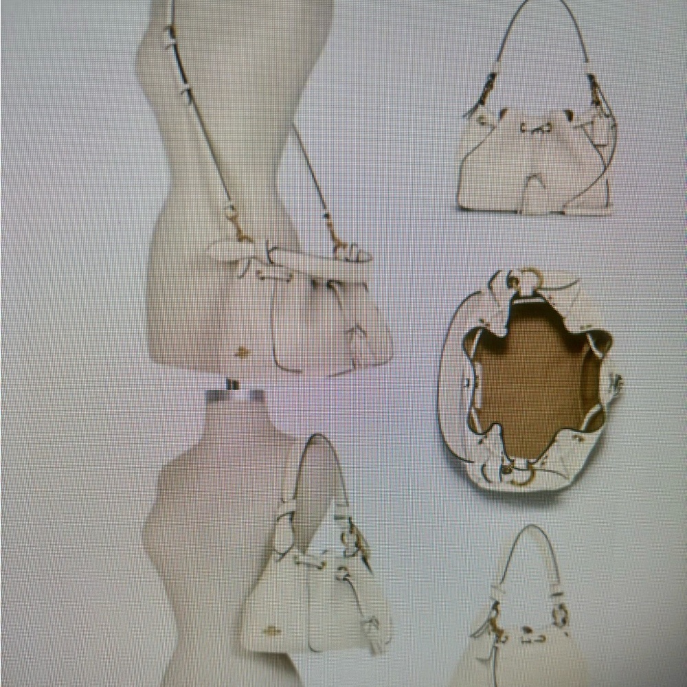 Coach Everly Bag - Picture 6 of 6